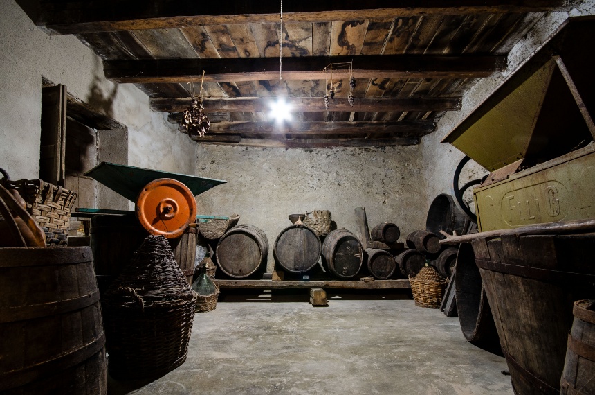 Aritzo, Casa Devilla. Veduta della cantina