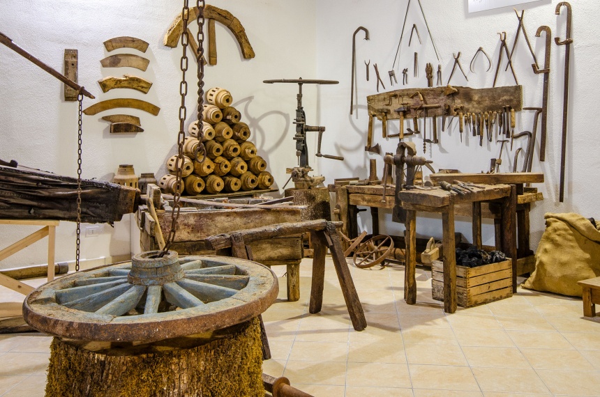 Aritzo, Museo Etnografico. Officina mastro carraio